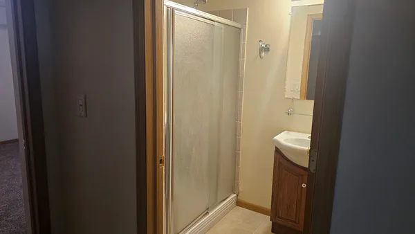 $2,200 | 1514 Meadowsedge Lane, Carpentersville, IL 60110