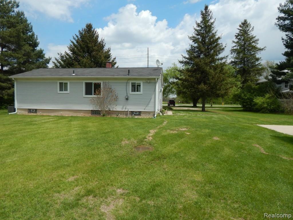 59675 Haven Ridge Road New Haven, MI 48048 - Photo 37 of 45 59675 Havenridge New Haven Mi 053.jpg