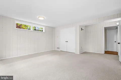 a view of utility room with washer and dryer