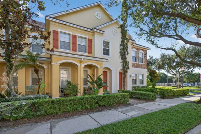 $579,000 | 107 Ennis Lane, Jupiter, FL 33458