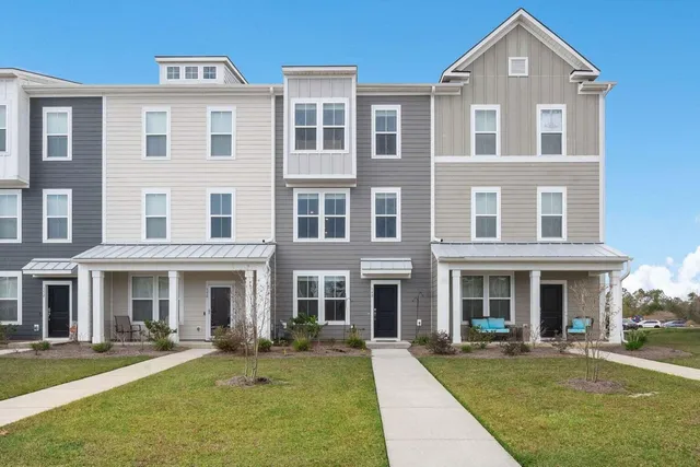 $2,200 | 148 Yorkshire Drive, Moncks Corner, SC 29461