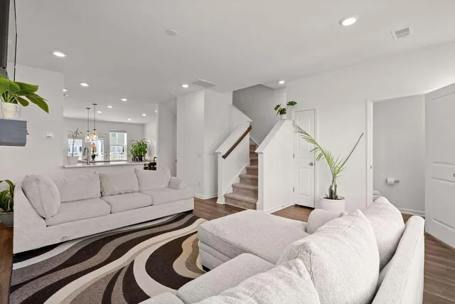 $2,200 | 148 Yorkshire Drive, Moncks Corner, SC 29461