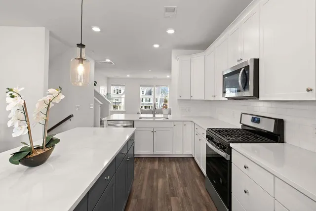 $2,200 | 148 Yorkshire Drive, Moncks Corner, SC 29461