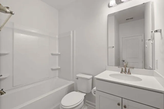 $2,200 | 148 Yorkshire Drive, Moncks Corner, SC 29461