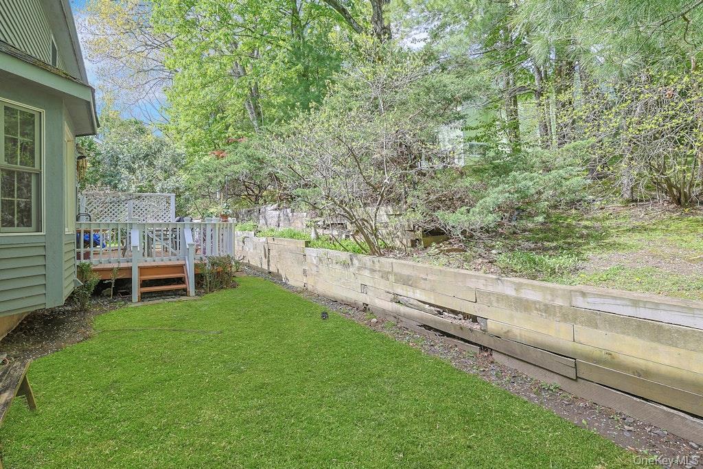 22 Quail Hollow Road Ossining, NY 10562 - Photo 31 of 35