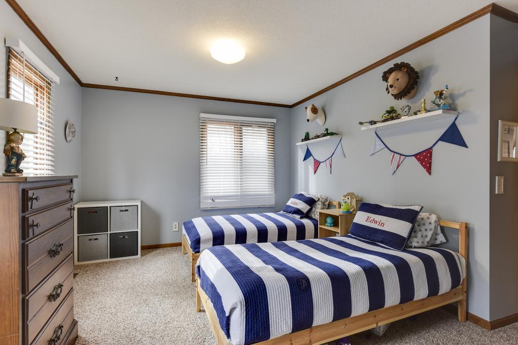 11318 Timberline Road Minnetonka, MN 55305 - Photo 21 of 36