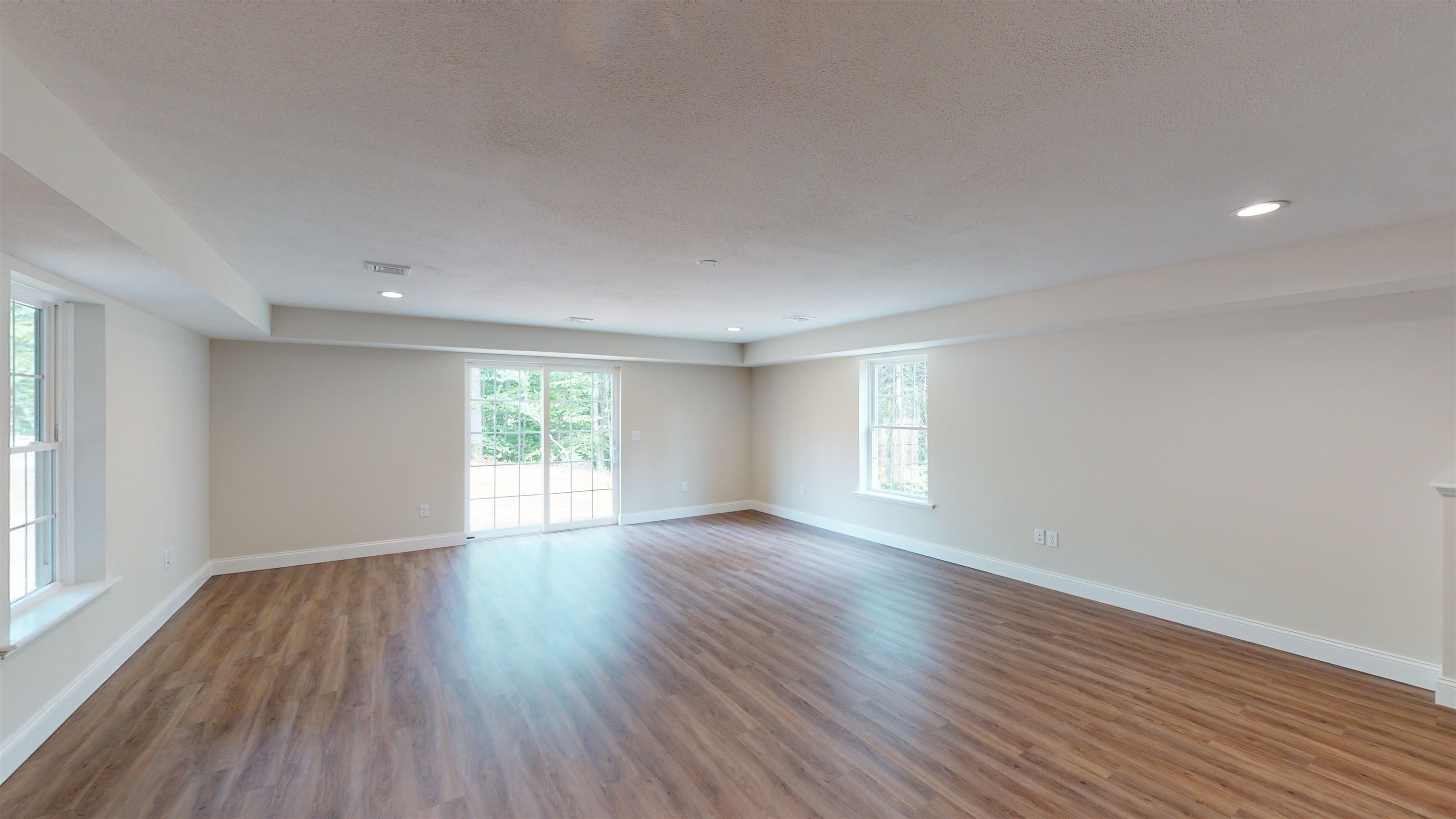 2 B Lunas Avenue, Unit 2B Epping, NH 03042 - Photo 11 of 27