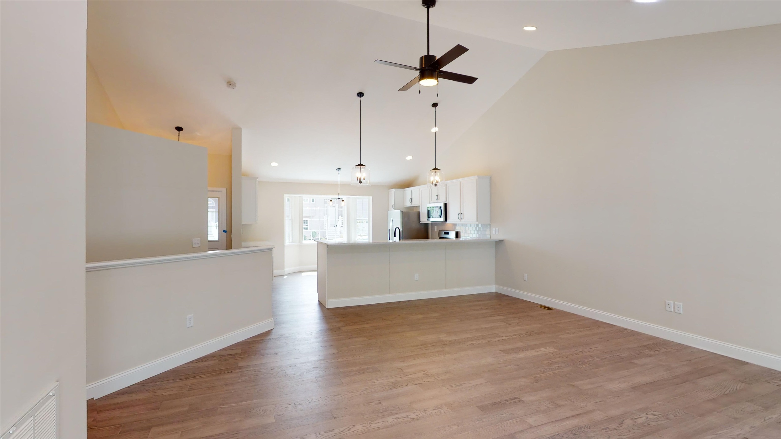 2 B Lunas Avenue, Unit 2B Epping, NH 03042 - Photo 13 of 27