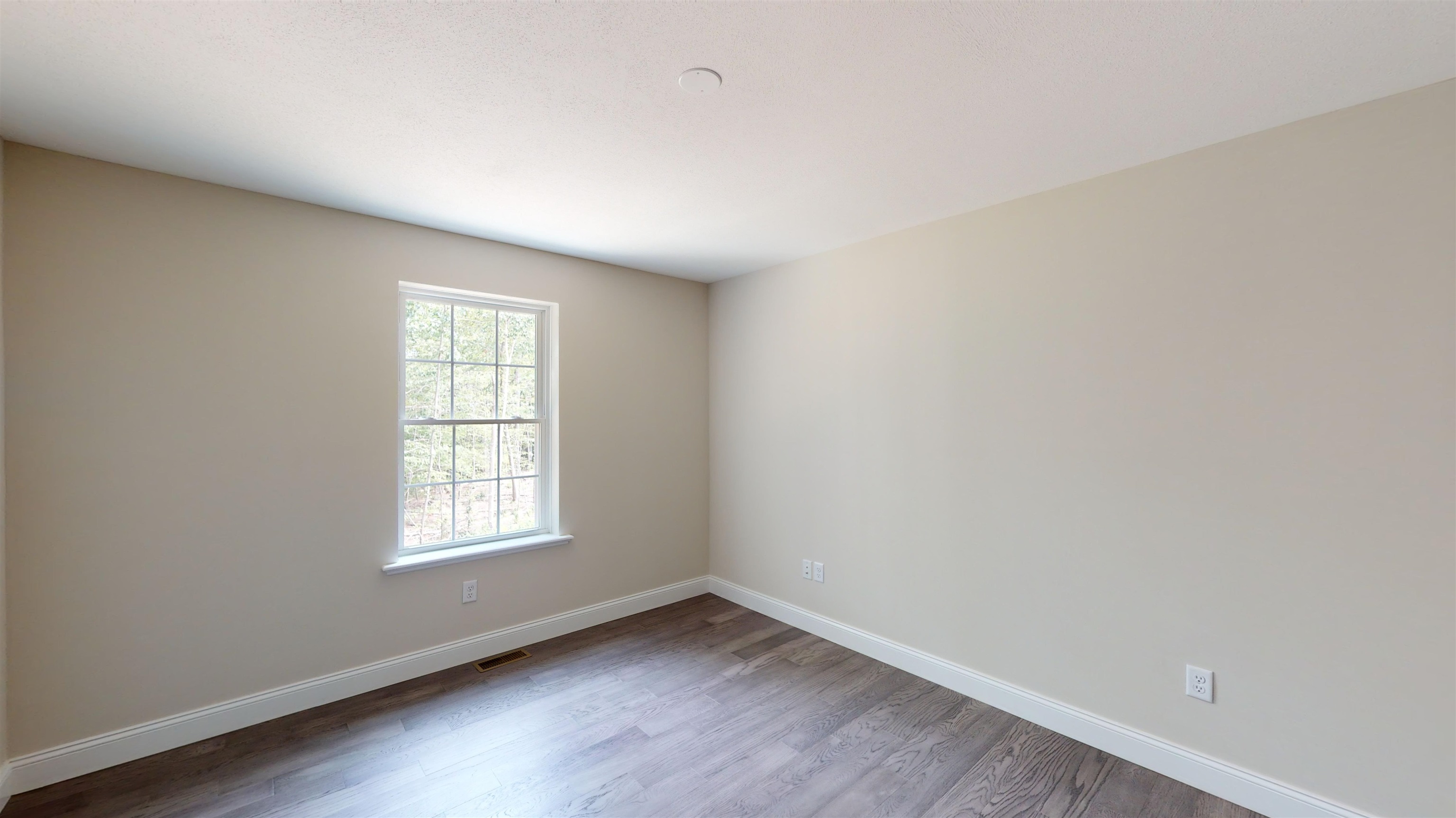 2 B Lunas Avenue, Unit 2B Epping, NH 03042 - Photo 17 of 27