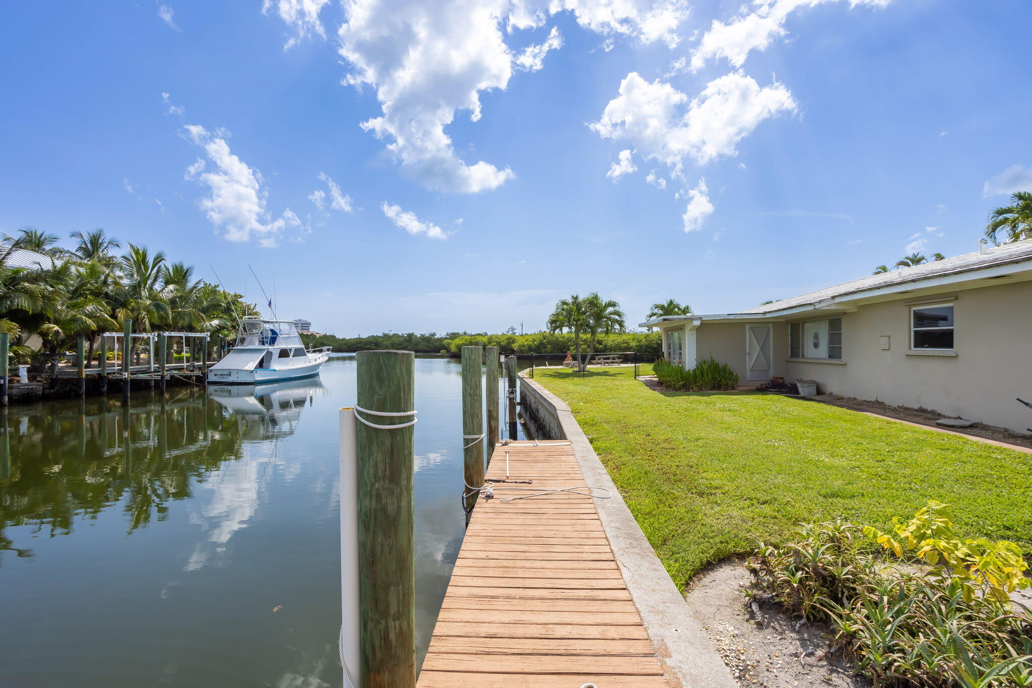 207 Body Court Jupiter, FL 33477 - Photo 29 of 37 18-web-or-mls-0E2A8624-HDR