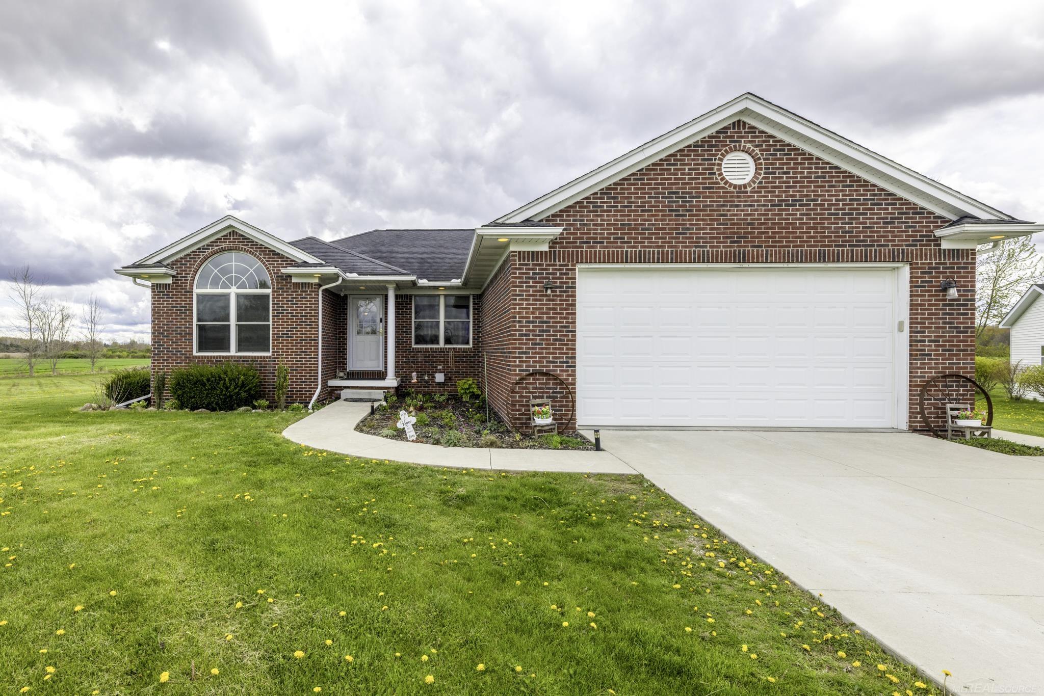 8681 Rynn Road Avoca, MI 48006 - Photo 4 of 56
