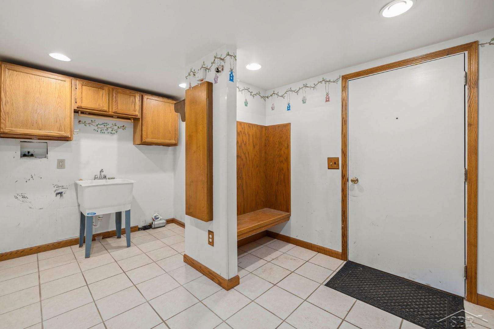 4750 East Kent Road Freeland, MI 48623 - Photo 28 of 44 50085313-27.JPG