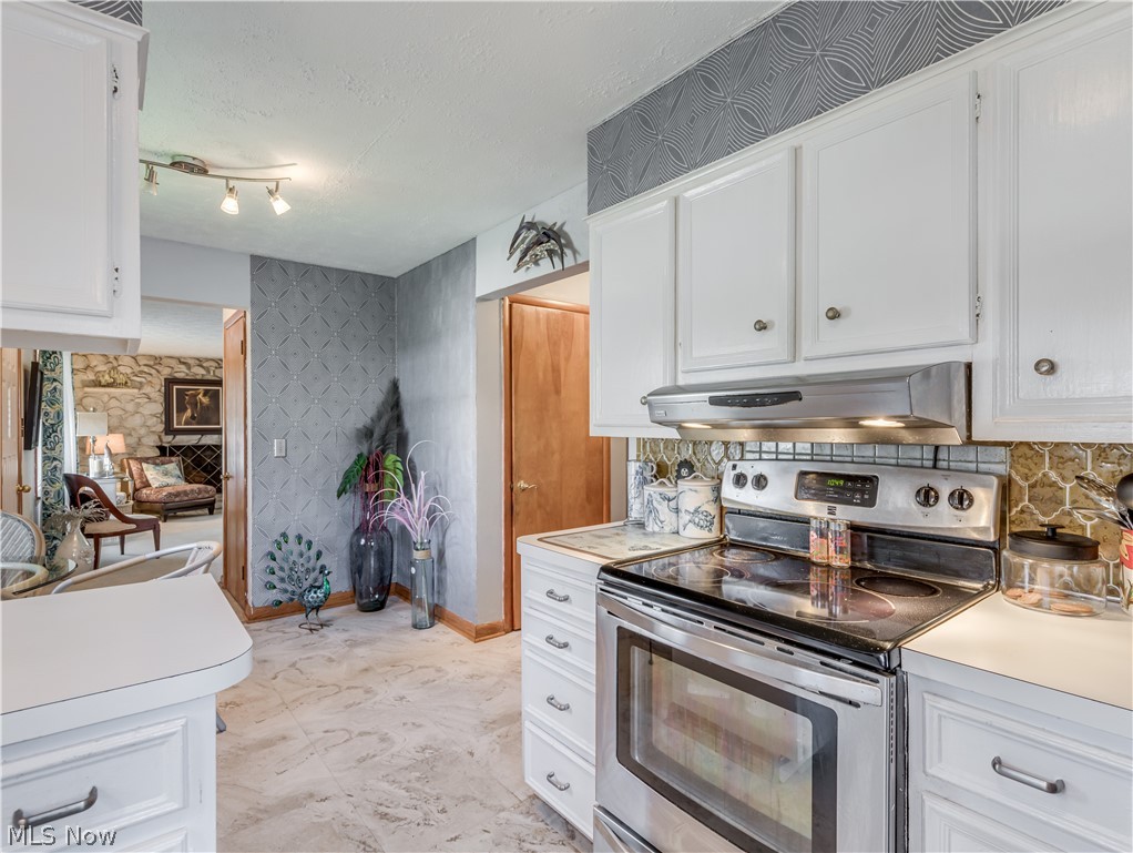 361 Lansing Road Akron, OH 44312 - Photo 11 of 29 Gallery Image 11