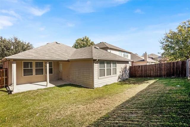 $1,895 | 1708 Heron Drive, Aubrey, TX 76227