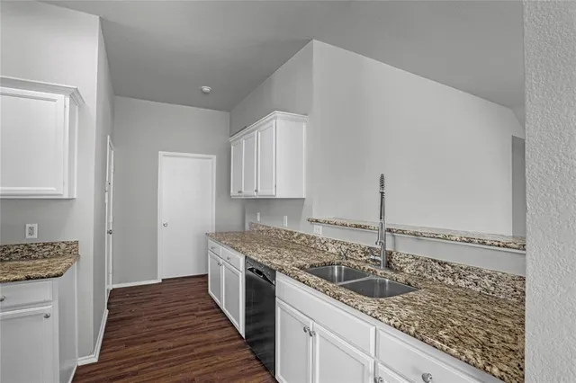 $1,895 | 1708 Heron Drive, Aubrey, TX 76227