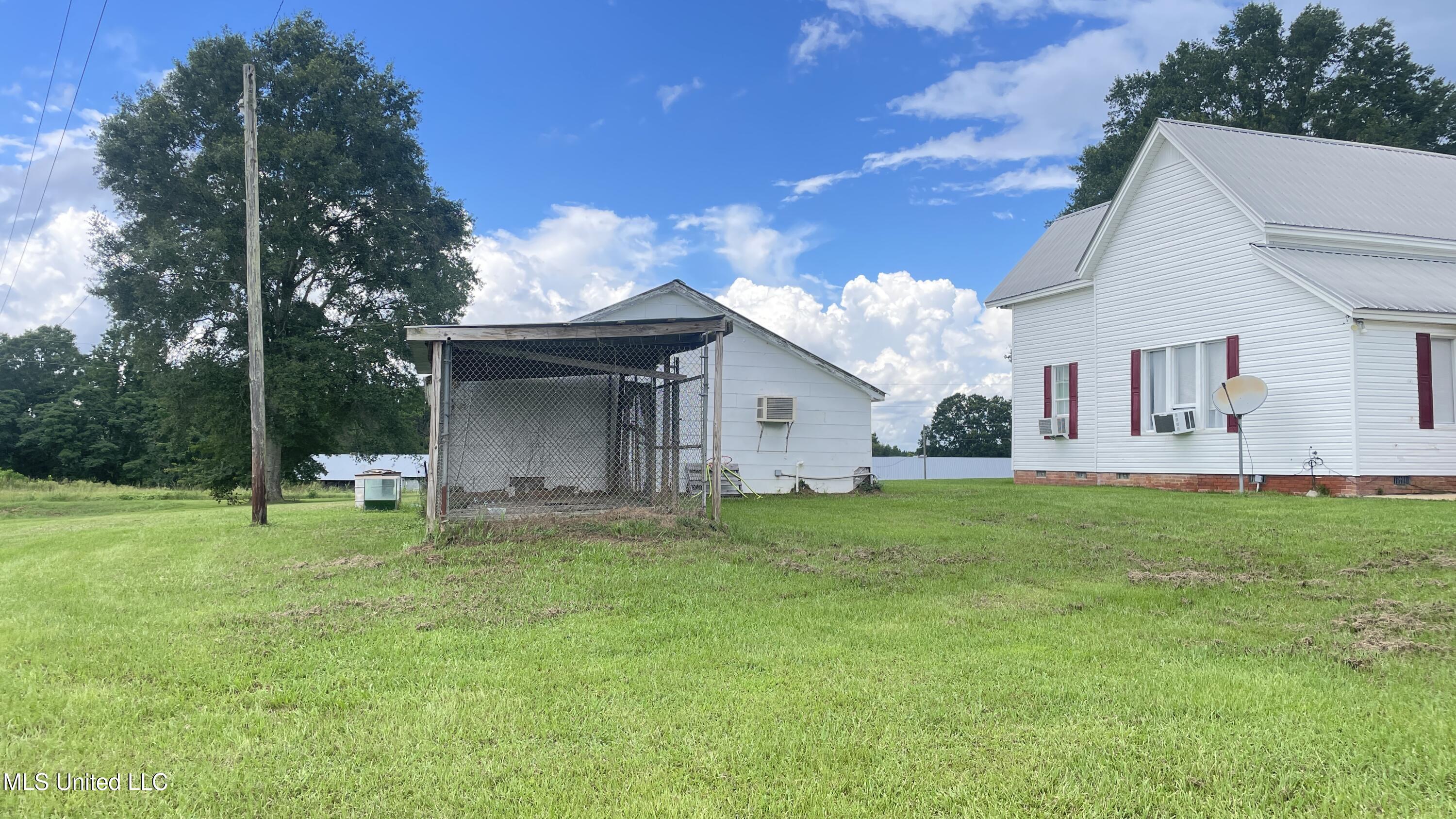 4538 SCR 502 Pulaski, MS 39152 - Photo 31 of 32 IMG_6173