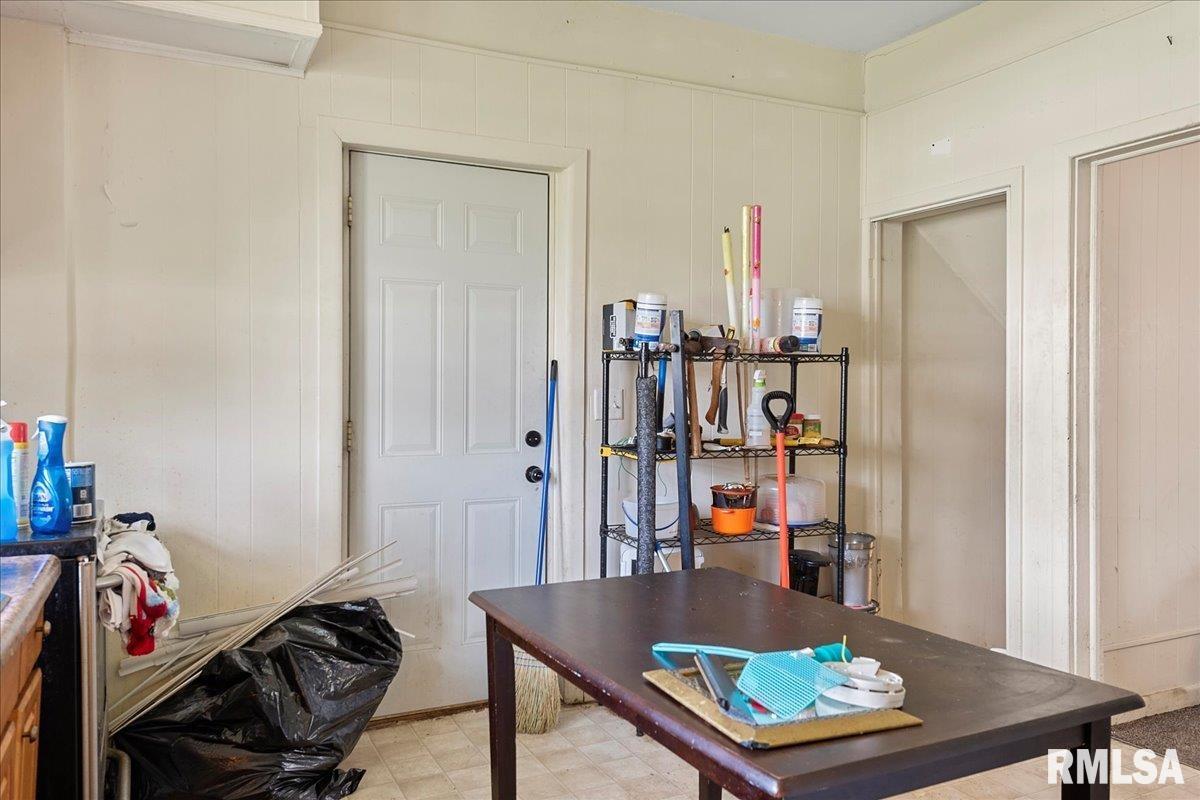2153 East Capitol Avenue Springfield, IL 62703 - Photo 10 of 27 Gallery Image 10