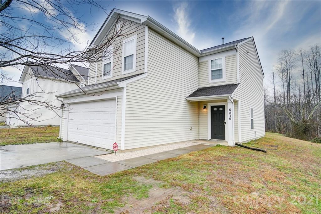 6830 Sunman Road Charlotte, NC 28216 - Photo 5 of 32 Gallery Image 5
