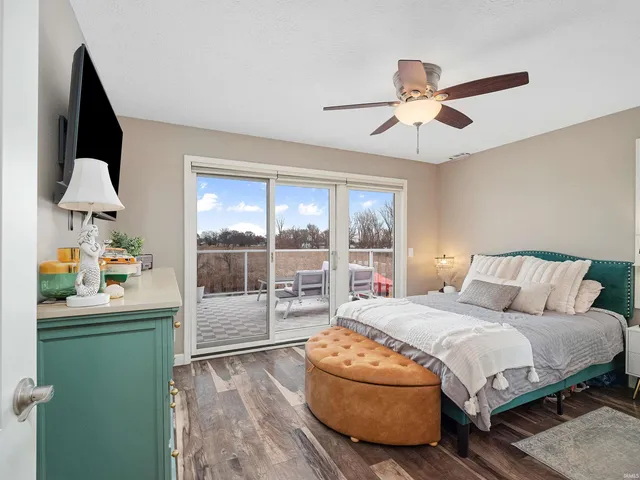 $315,000 | 510 South Harkless Drive, Unit 12, Syracuse, IN 46567