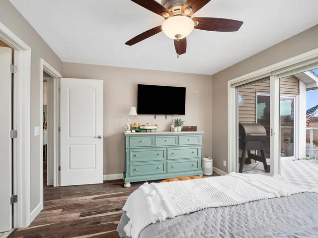 $315,000 | 510 South Harkless Drive, Unit 12, Syracuse, IN 46567