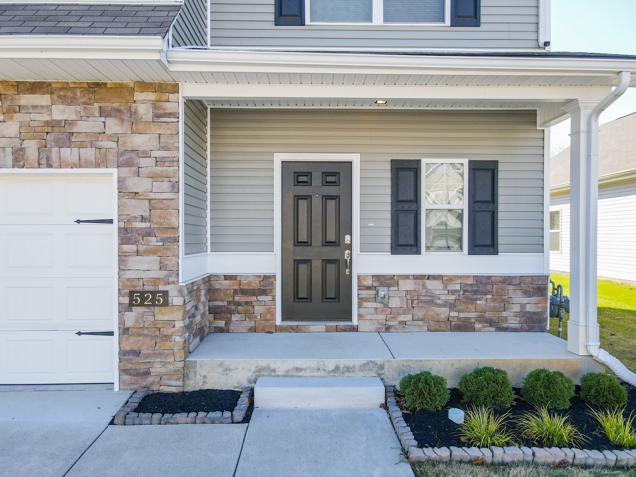 525 Burchell Lane Columbia, TN 38401 - Photo 4 of 29 a front view of a house