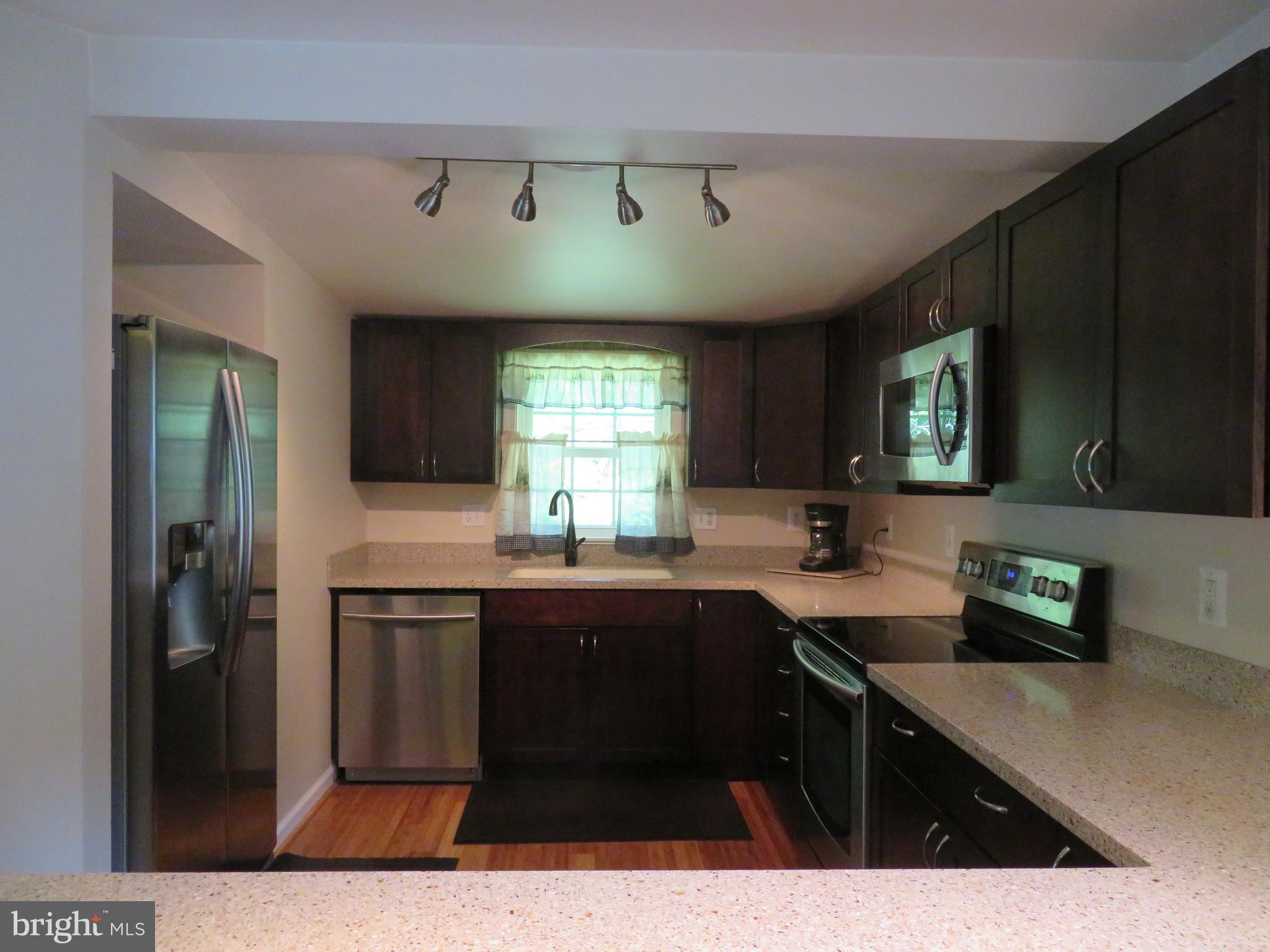 1660 Cape May Road Baltimore, MD 21221 - Photo 14 of 42