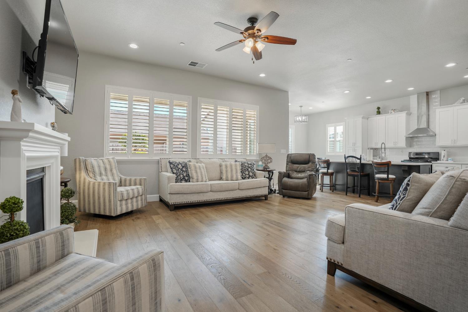 1770 Ettle Street Manteca, CA 95337 - Photo 6 of 39