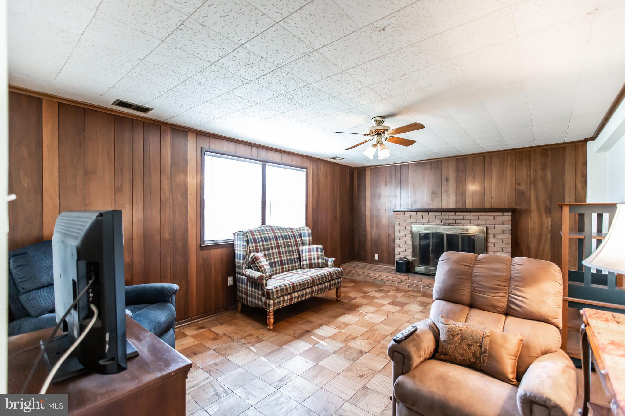 4018 Lees Corner Road Chantilly, VA 20151 - Photo 23 of 34 Family Room Lower Level