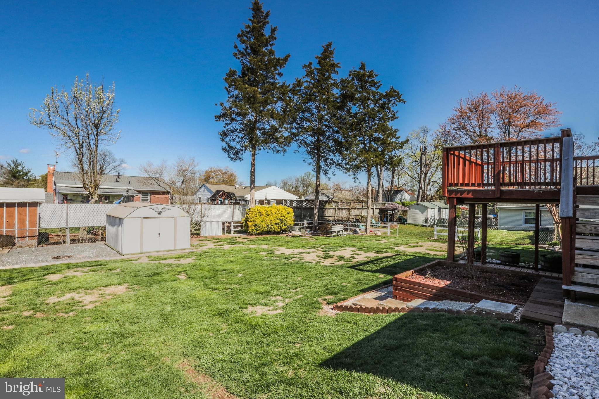 4018 Lees Corner Road Chantilly, VA 20151 - Photo 30 of 34 Yard