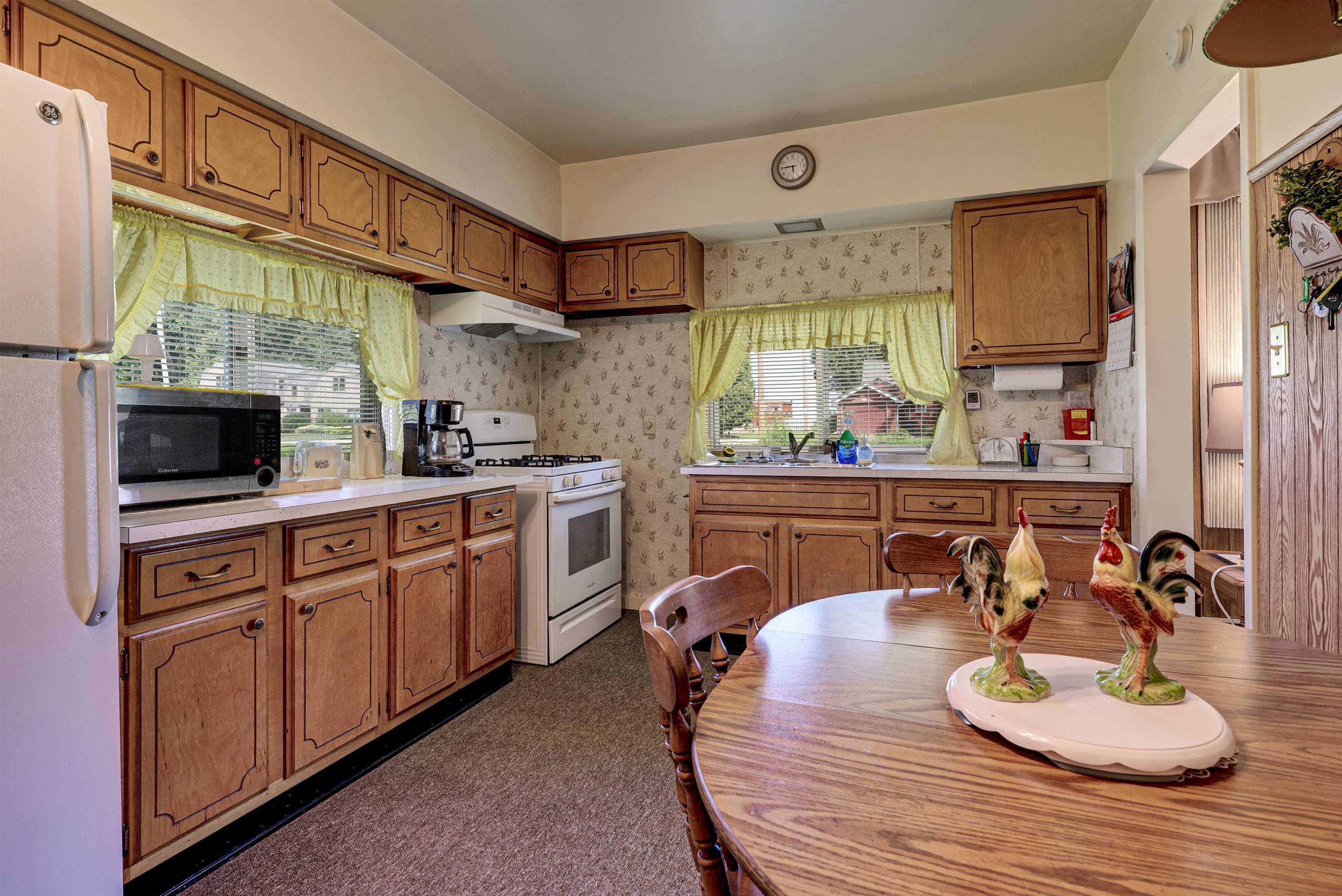 2068 Point Comfort Road Oshkosh, WI 54902 - Photo 24 of 44 Gallery Image 24