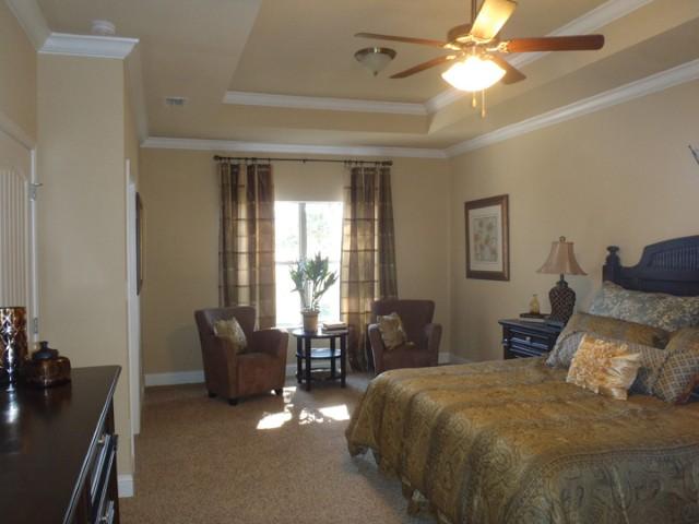 185 Secret Street Freeport, FL 32439 - Photo 8 of 32 Bonaventure Master with Sitting area