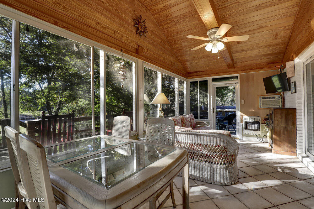 248 Ravenswood Road Hampstead, NC 28443 - Photo 17 of 71 Sunroom