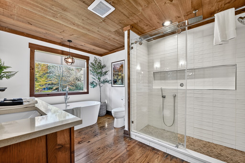 89 High Mdws Drive Morganton, GA 30560 - Photo 30 of 63 a bathroom with a sink and a shower