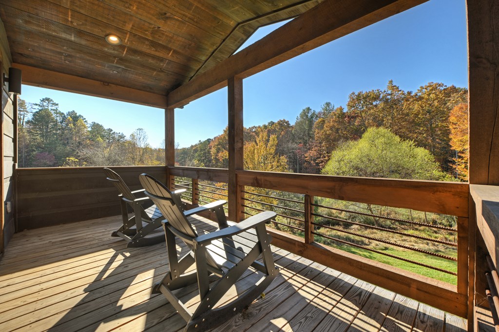 89 High Mdws Drive Morganton, GA 30560 - Photo 44 of 63 a view of a two chair in the balcony