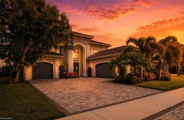 $1,988,000 | 4541 Azalea Drive, Naples, FL 34119
