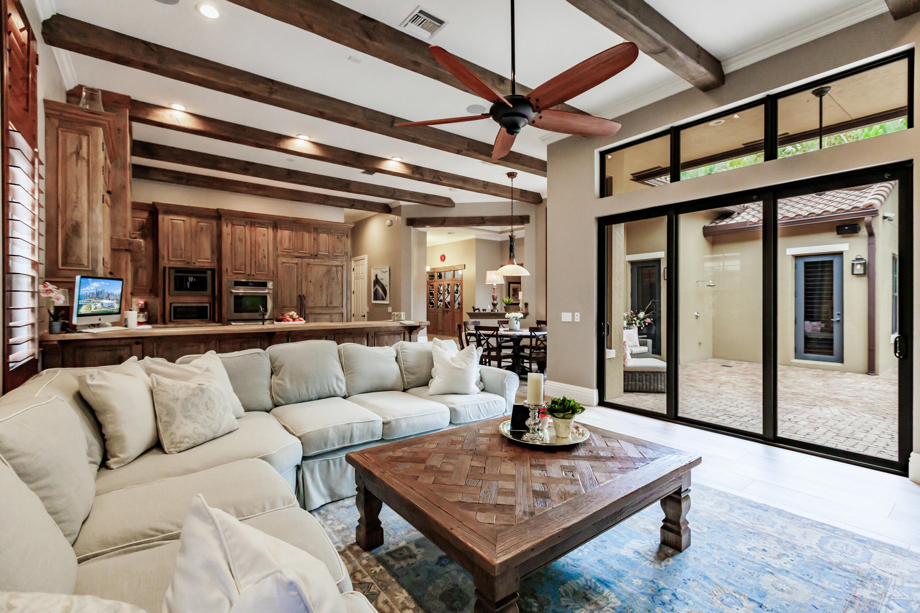 147 Barcelona Drive Jupiter, FL 33458 - Photo 13 of 63 Photo-12