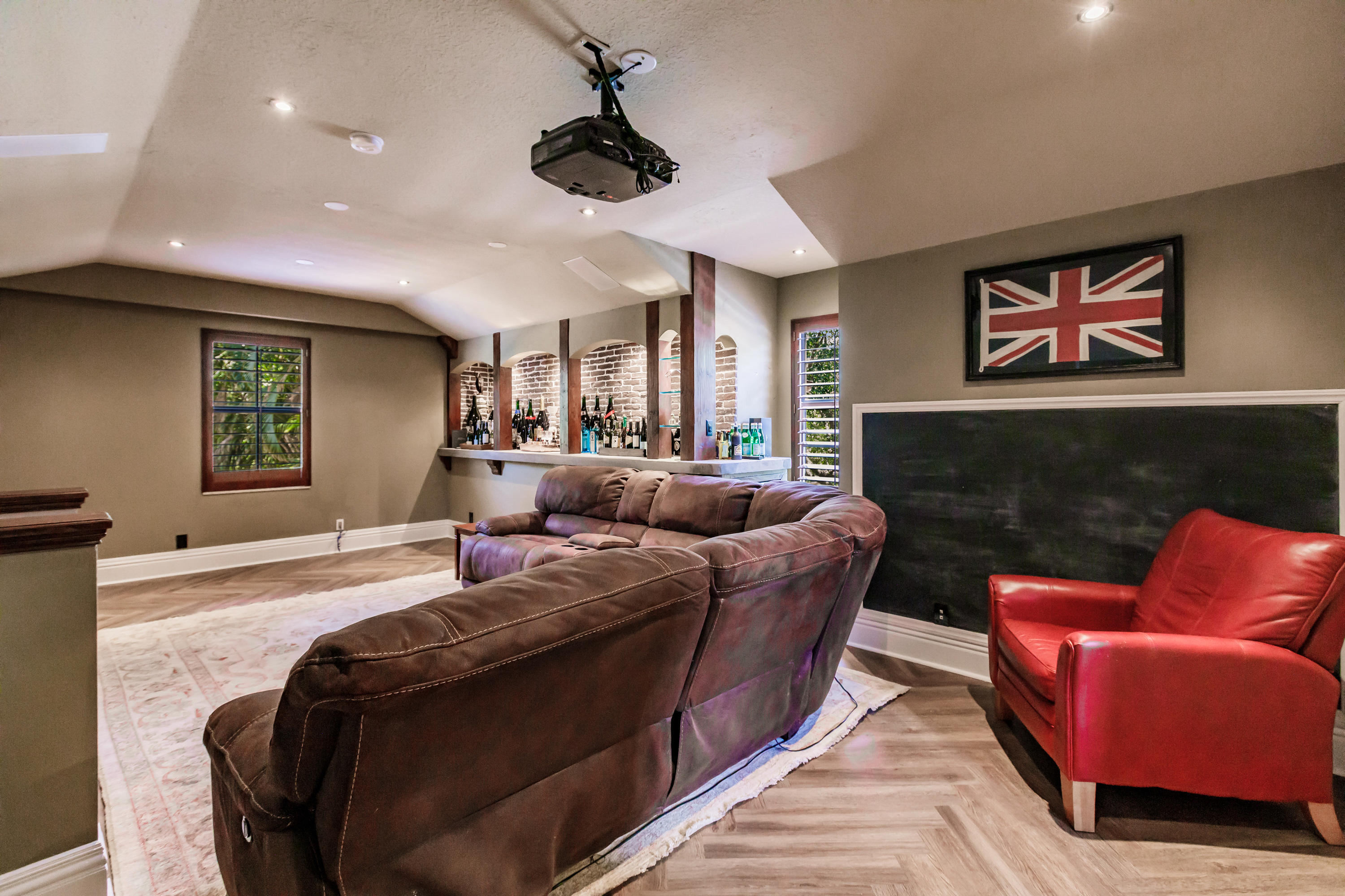 147 Barcelona Drive Jupiter, FL 33458 - Photo 20 of 63 Photo-19