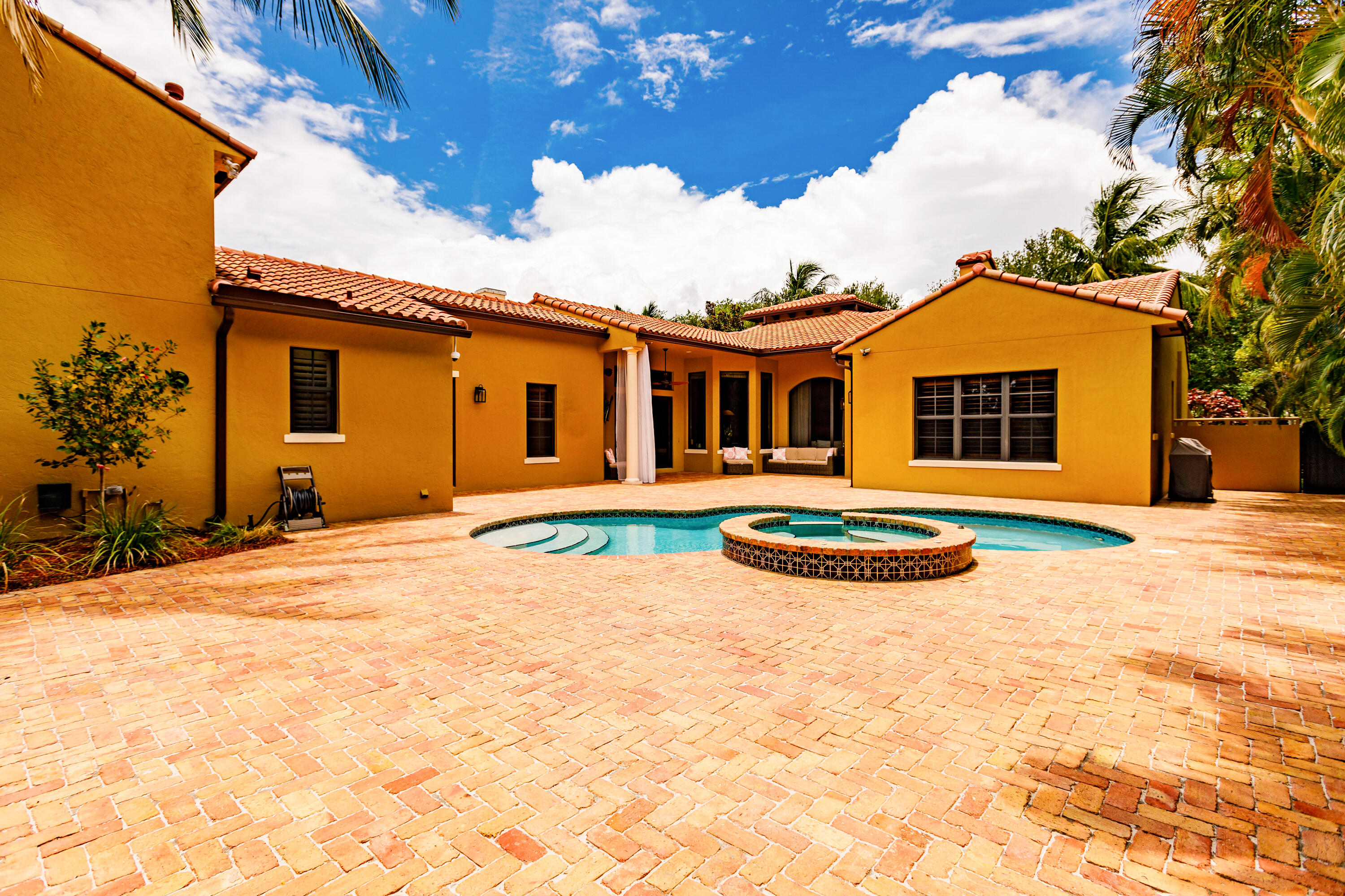 147 Barcelona Drive Jupiter, FL 33458 - Photo 48 of 63 Photo-47