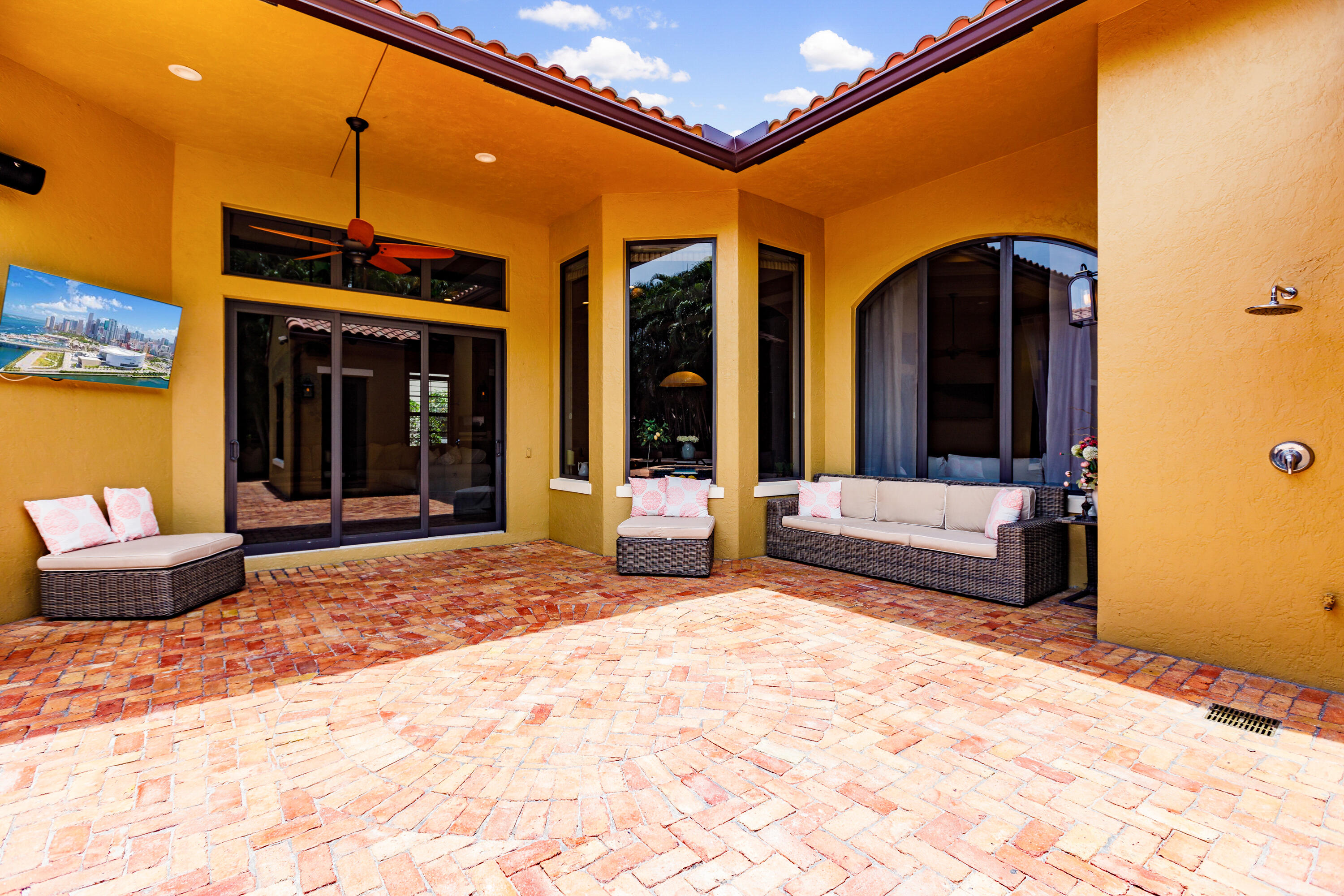 147 Barcelona Drive Jupiter, FL 33458 - Photo 49 of 63 Photo-48