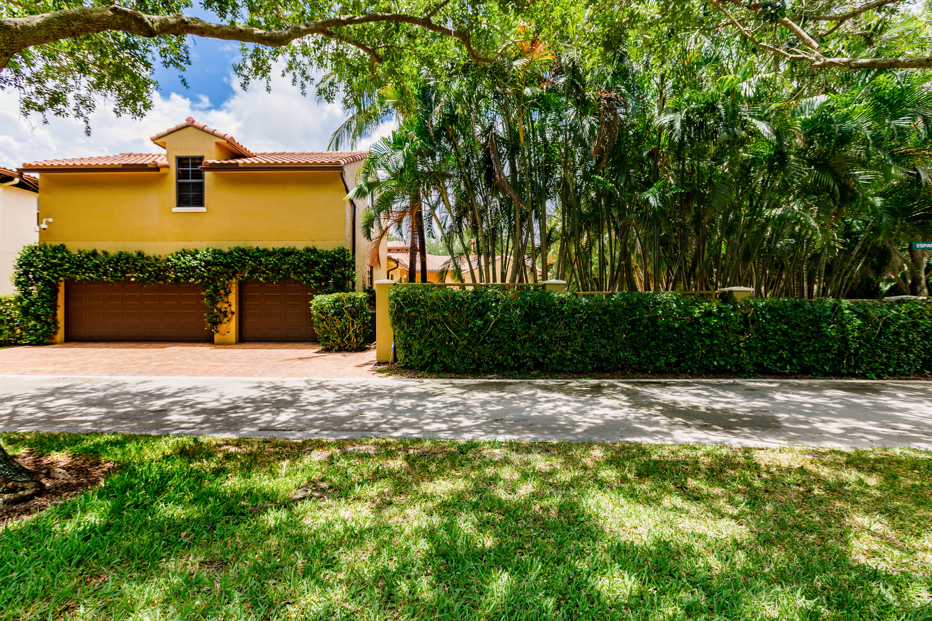 147 Barcelona Drive Jupiter, FL 33458 - Photo 51 of 63 Photo-50