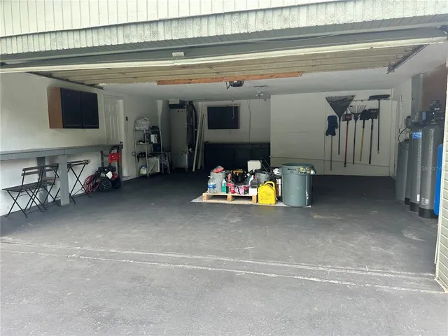 a view of parking area