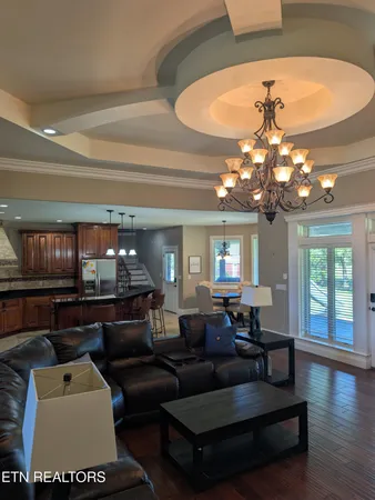 $799,999 | 127 Ashley Court, Speedwell, TN 37870