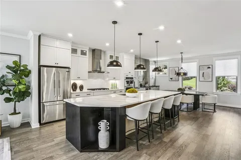 $699,900 | 2090 Emmet Park Lane, Unit 425, Decatur, GA 30033