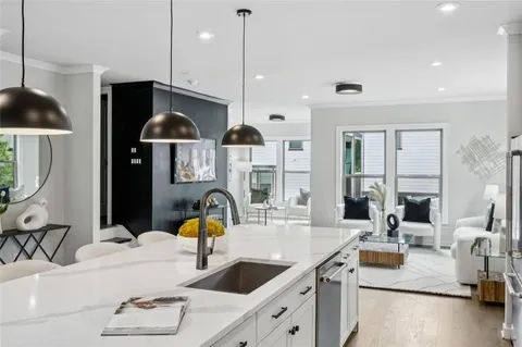 $699,900 | 2090 Emmet Park Lane, Unit 425, Decatur, GA 30033