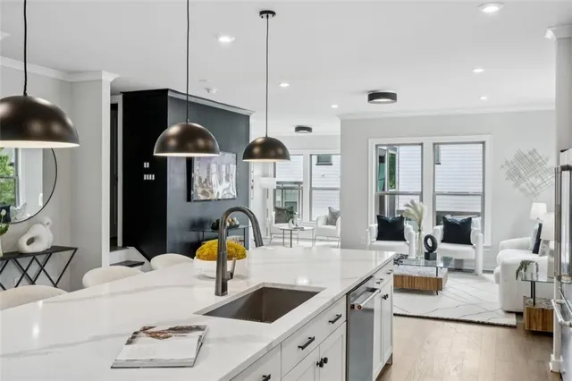 $699,900 | 2090 Emmet Park Lane, Unit 425, Decatur, GA 30033