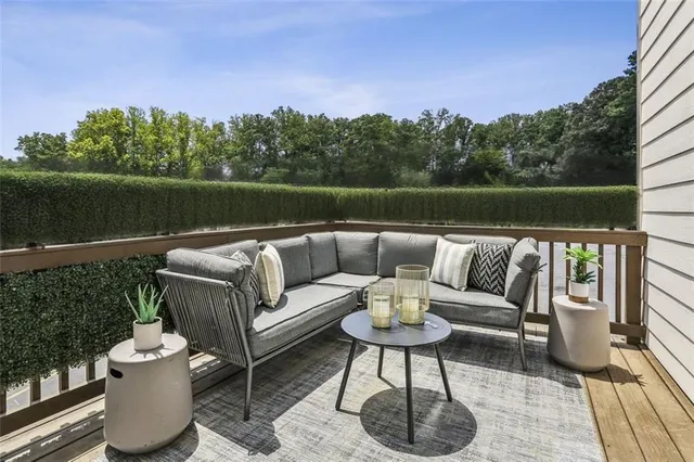 $699,900 | 2090 Emmet Park Lane, Unit 425, Decatur, GA 30033