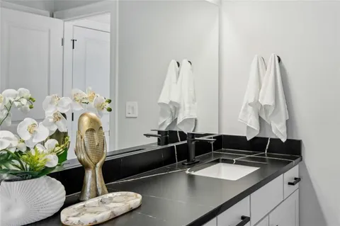 $699,900 | 2090 Emmet Park Lane, Unit 425, Decatur, GA 30033