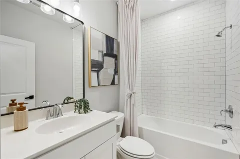 $699,900 | 2090 Emmet Park Lane, Unit 425, Decatur, GA 30033