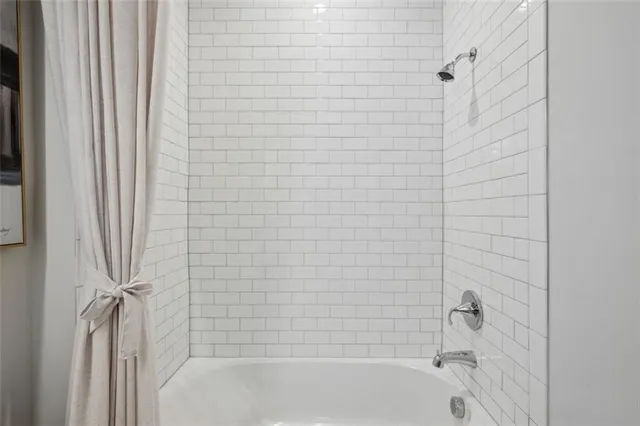 $699,900 | 2090 Emmet Park Lane, Unit 425, Decatur, GA 30033