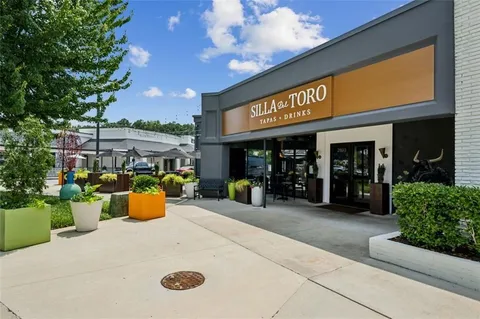 $699,900 | 2090 Emmet Park Lane, Unit 425, Decatur, GA 30033